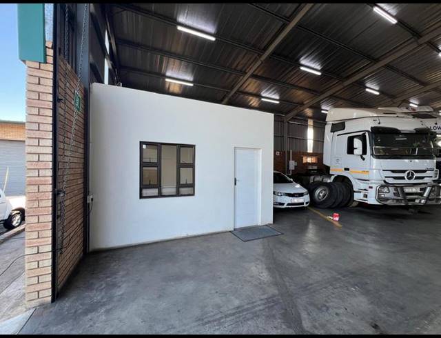 INDUSTRIAL PROPERTY TO RENT IN MKONDENI